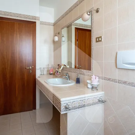 Homiday - Moretti Apartment