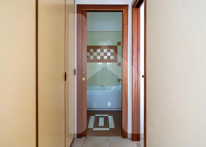 Homiday - Moretti Колоннелла