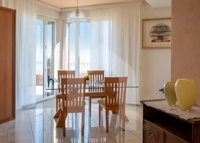 Homiday - Moretti Апартаменты