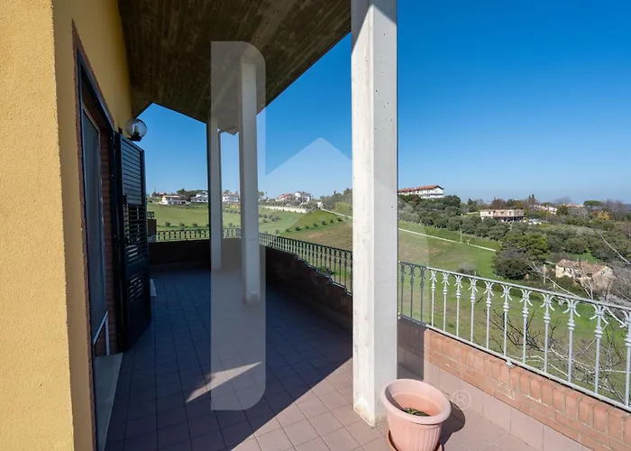 Homiday - Moretti * Колоннелла